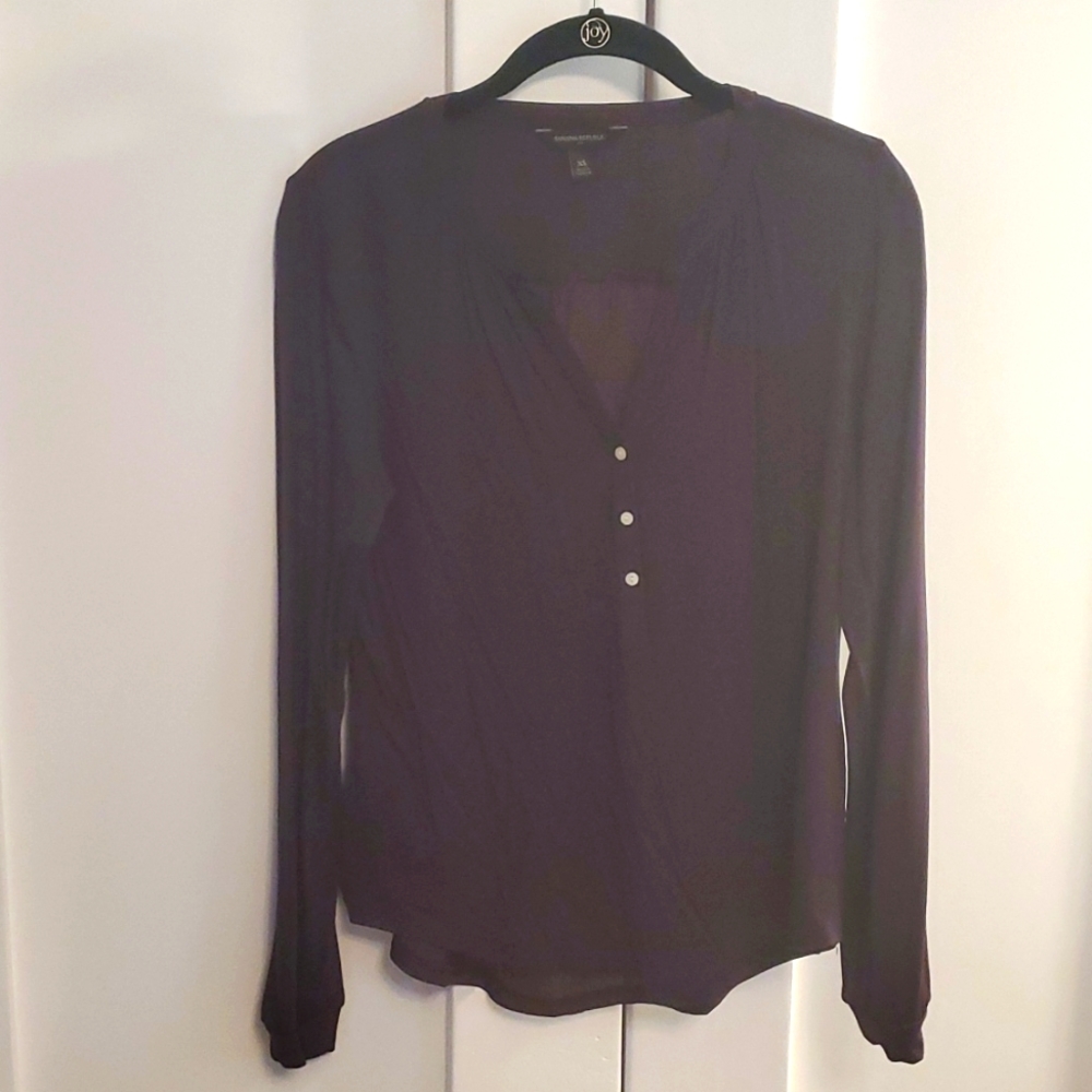 Banana Republic Blouse XS Eggplant color